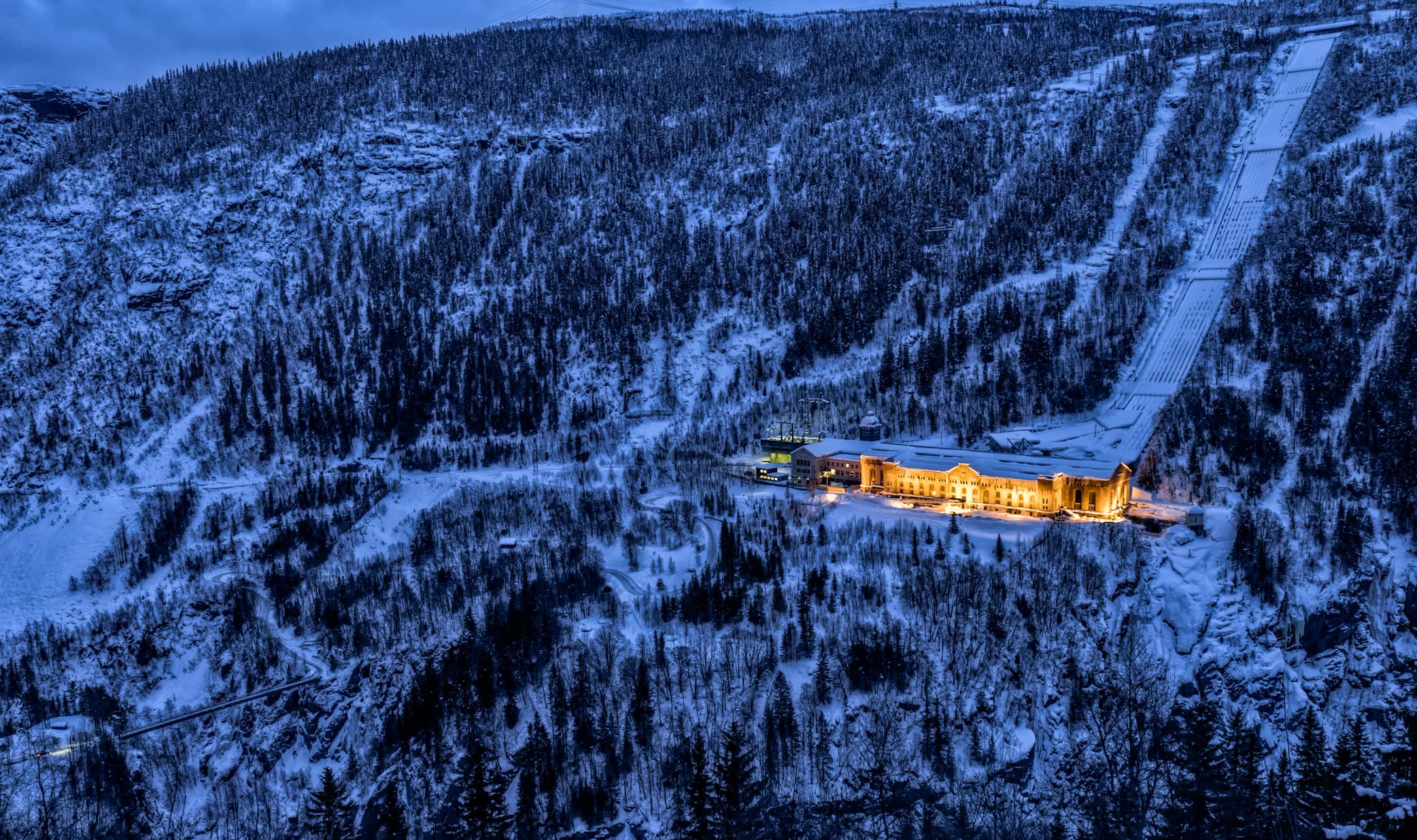 Peak Retreat - Image 5